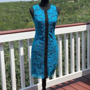BELLE Badgley Mischka Blue Beaded Dress size‎ 4